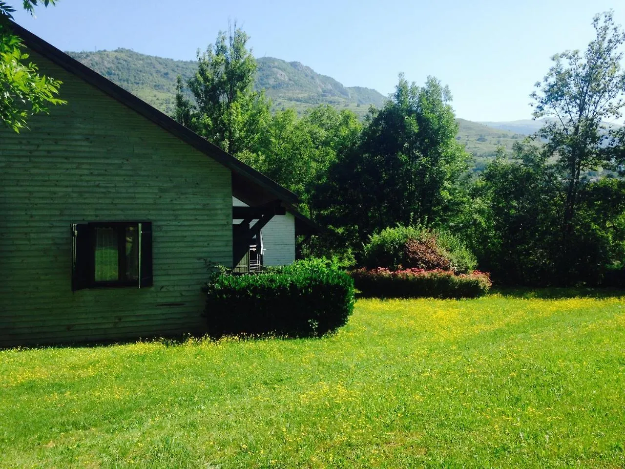 Camping Le Castella Villa Luzenac Chalet